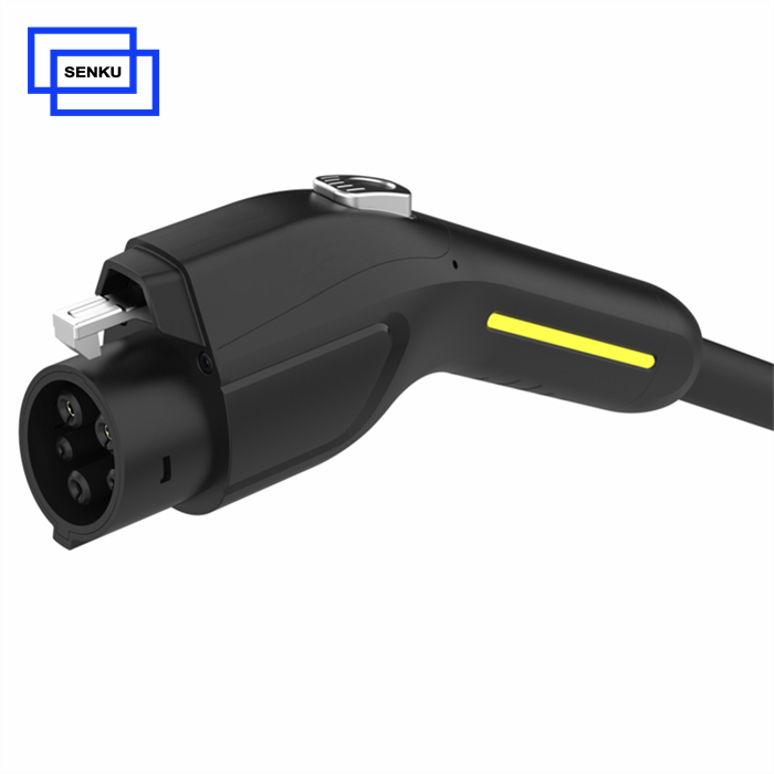 V2 16A 32A J1772 Car Charging Plug